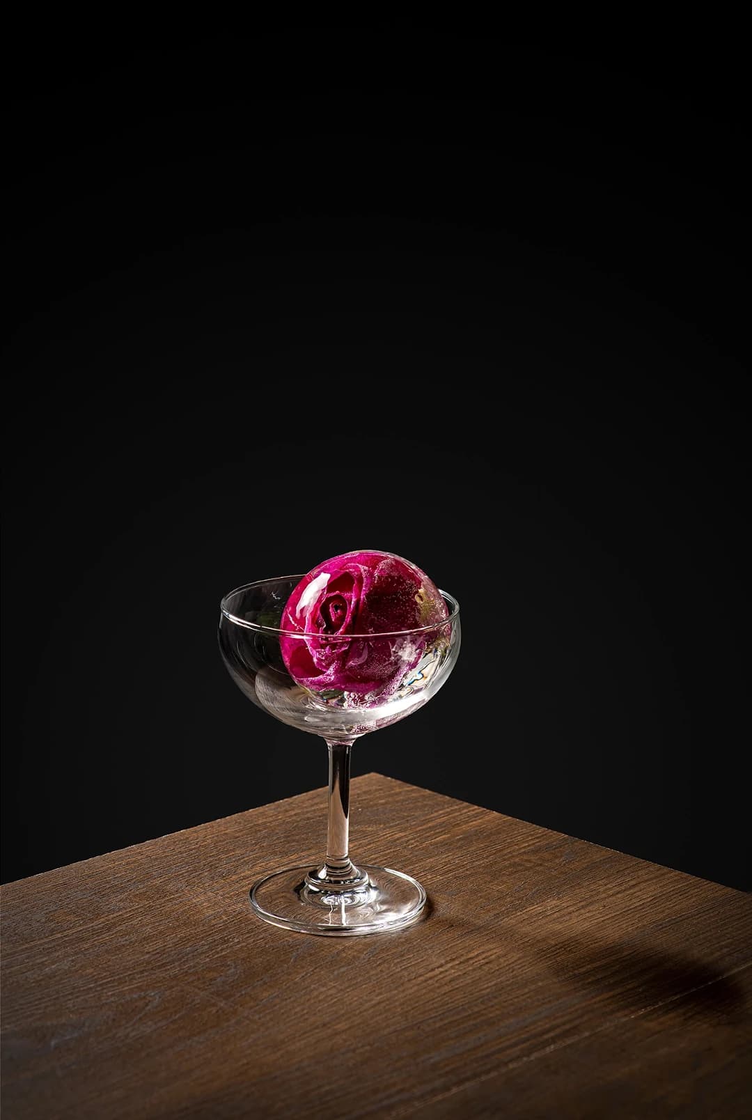 Flower infused ice sphere